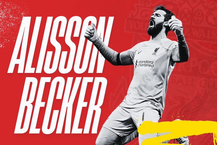 Penjaga gawang Liverpool, Alisson Becker, menjadi Bintang Lapangan melawan PSG di Liga Champions. (Deni Sulaeman/Skor.id).