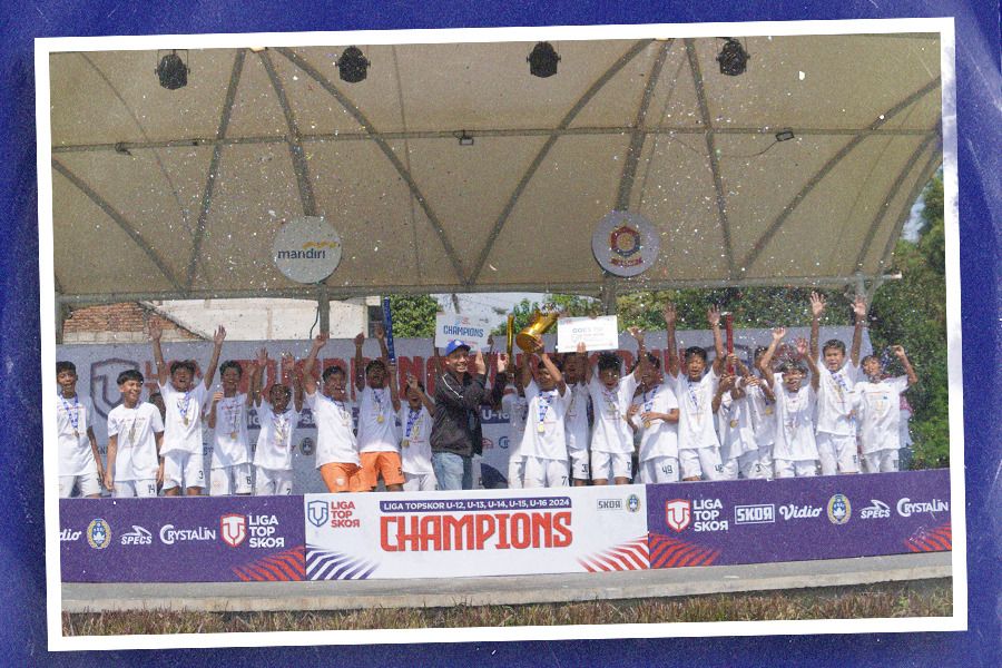 Selebrasi para pemain Asiana usai menjadi Juara di Liga TopSkor U-13 musim 2024.