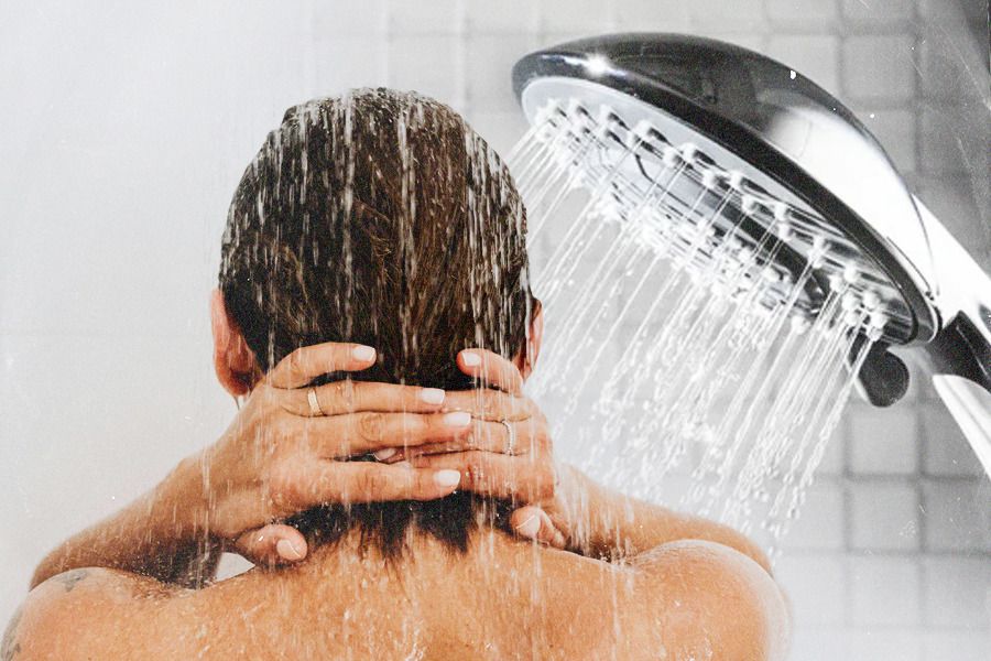 Berapa kali sebaiknya mandi dalam sepekan sangat tergantung dari kegiatan seseorang dan kondisi iklim tempatnya berada. (Jovi Arnanda/Skor.id)