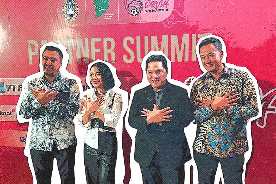 Ketua Umum PSSI Erick Thohir bersama Wika Salim di acara PSSI Partner Summit 2023 di Hotel JW Marriott, Jakarta, Rabu (27/9/2023). (Rahmat Ari Hidayat/Skor.id).