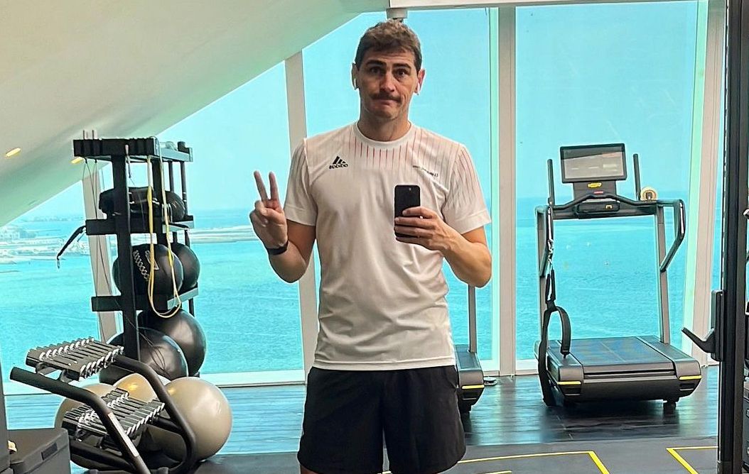 Mantan pesepakbola Iker Casillas melakukan rutinitas olahraga agar tetap bugar meski sudah pensiun (Dok. Instagram@ikercasillas). 