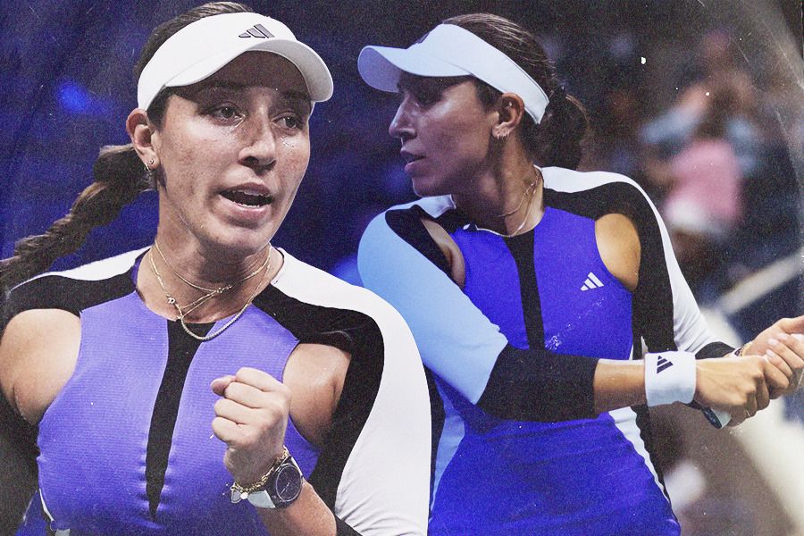 Desain dan kombinasi warna Adidas Pro WOW Dress yang dikenakan Jessica Pegula menarik perhatian di US Open. (Jovi Arnanda/Skor.id)   