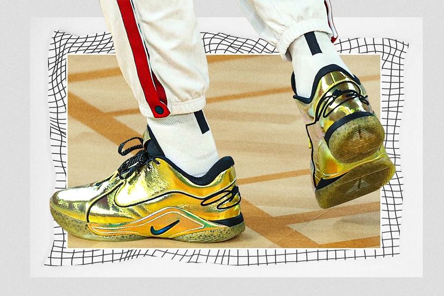 Nike LeBron 22 PE “Olympic Gold Medal” akan menjadi sepatu bersejarah bagi LeBron James sehingga takkan dijual untuk umum. (Rahmat Ari Hidayat/Skor.id)