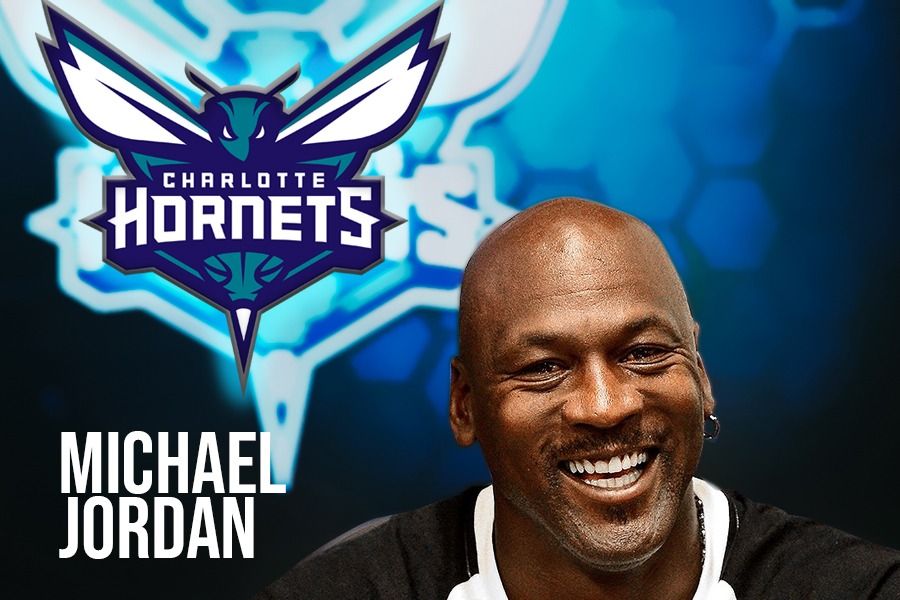 Michael Jordan kini bukan lagi pemilik mayoritas saham Charlotte Hornets (Hendy AS/Skor.id).