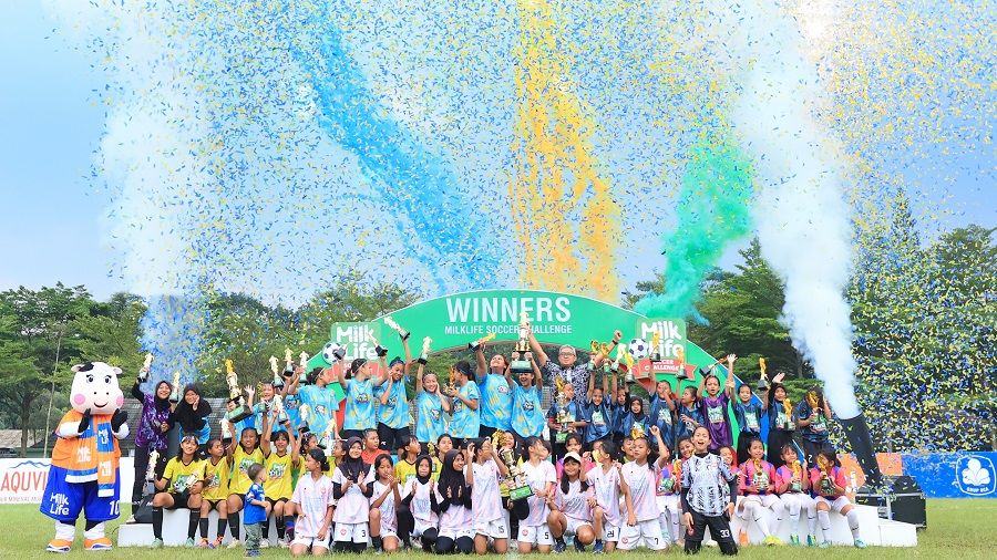 Para pemenang MilkLife Soccer Challenge - Bandung 2025.. (PR Megapro)