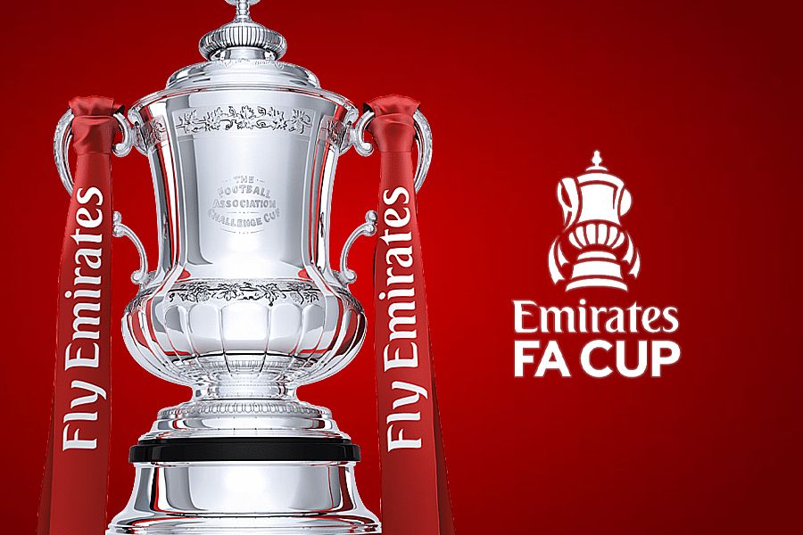 Final Piala FA 2024-2025 mempertemukan Crystal Palace vs Manchester City. (Deni Sulaeman/Skor.id).