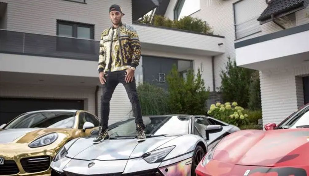 Pierre-Emerick Aubameyang Sempurnakan Lamborghini yang Luar Biasa