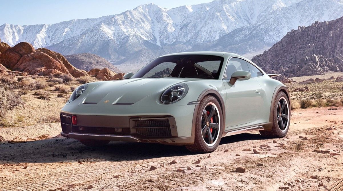 New Porsche Cayenne 2024 dan 911 Dakar Meluncur di GIIAS 2023