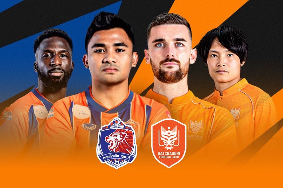 Asnawi Mangkualam (kedua dari kiri) akan tampil bersama Port FC menghadapi Ratchaburi dalam laga Liga Thailand, Jumat (25/1/2025) pukul 19.00 WIB. (Rahmat Ari Hidayat/Skor.id).