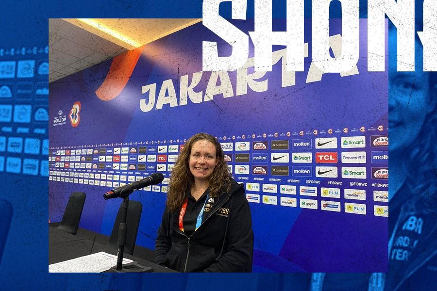 Shona Thorburn, komentator FIBA dalam Piala Dunia FIBA 2023 di Indonesia. (Zulhar Kurniawan/Skor.id)