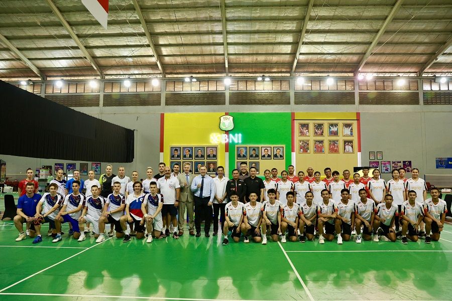 Simulasi tim bulu tangkis Indonesia vs Rusia. (PBSI)