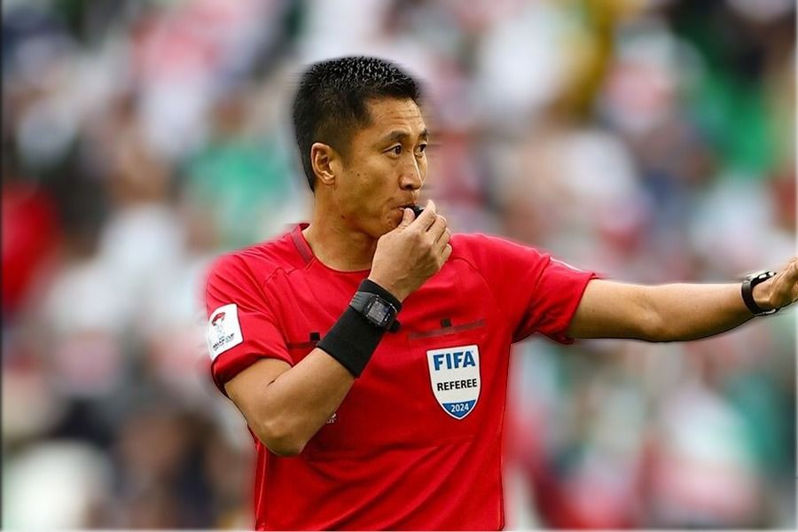 Wasit asal Cina, Ma Ning, ditunjuk memimpin laga Irak vs Timnas Indonesia di putaran keempat Kualifikasi Piala Dunia 2026 zona Asia. (Foto: Dok. AFC/Grafis: Kevin Bagus Prinusa/Skor.id)