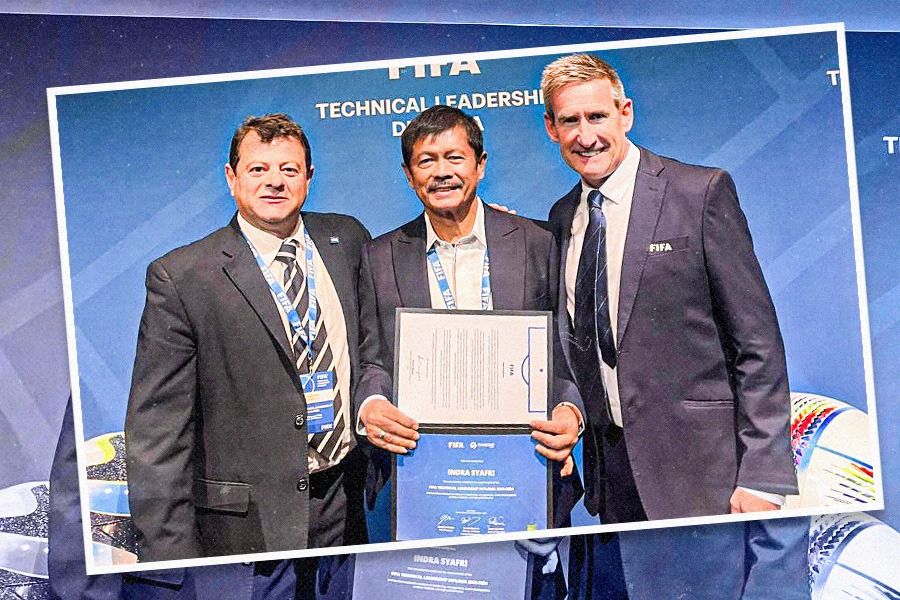 Indra Sjafri Lulus FIFA Technical Leadership Diploma. (Foto: Dok. Indra Sjafri/Grafis: Dede Sopatal Mauladi/Skor.id)