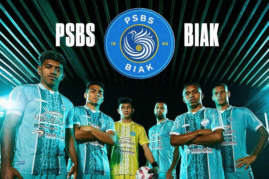 Logo dan Jersey Baru PSBS Biak. (Foto: PSBS Biak/Grafis: Yusuf/Skor.id)