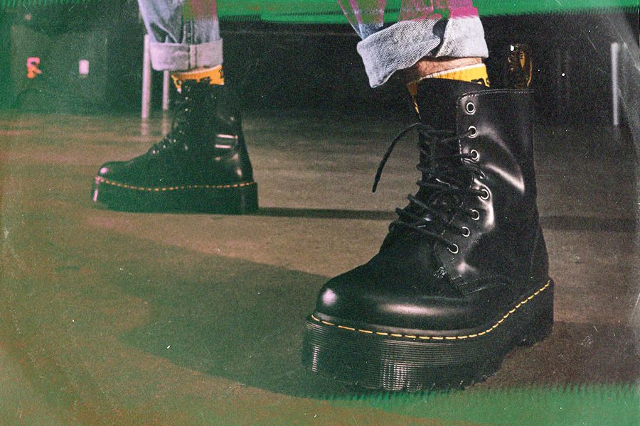 Sepatu Jadon Boots dari Dr Martens (Andreas Jovi Arnanda/Skor.id).