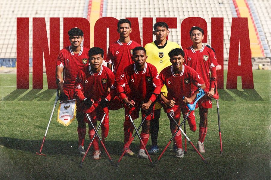 Timnas Sepak Bola Amputasi Indonesia meraih runner-up Kejuaraan Asia Sepak Bola Amputasi 2025. (Foto: Instagram @inaf_official/Grafis: Yusuf/Skor.id)