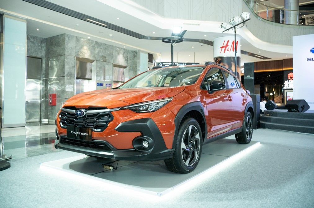 Subaru Crosstrek dipamerkan di Grand Batam Mall (Dok. Subaru Indonesia).