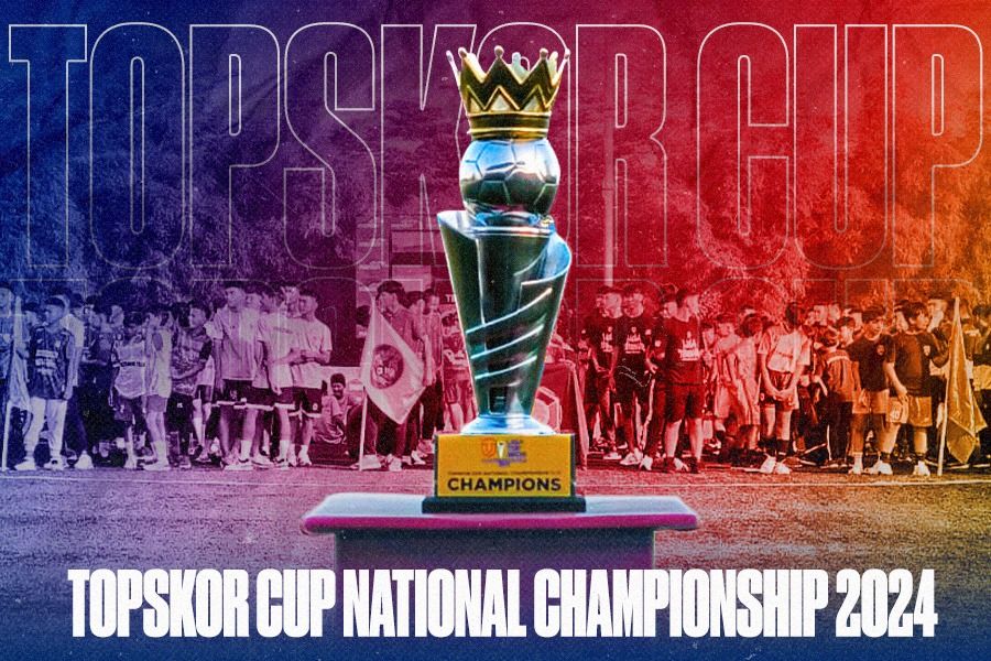 Trofi TopSkor Cup National Championship 2024. (Dede Mauladi/Skor.id)