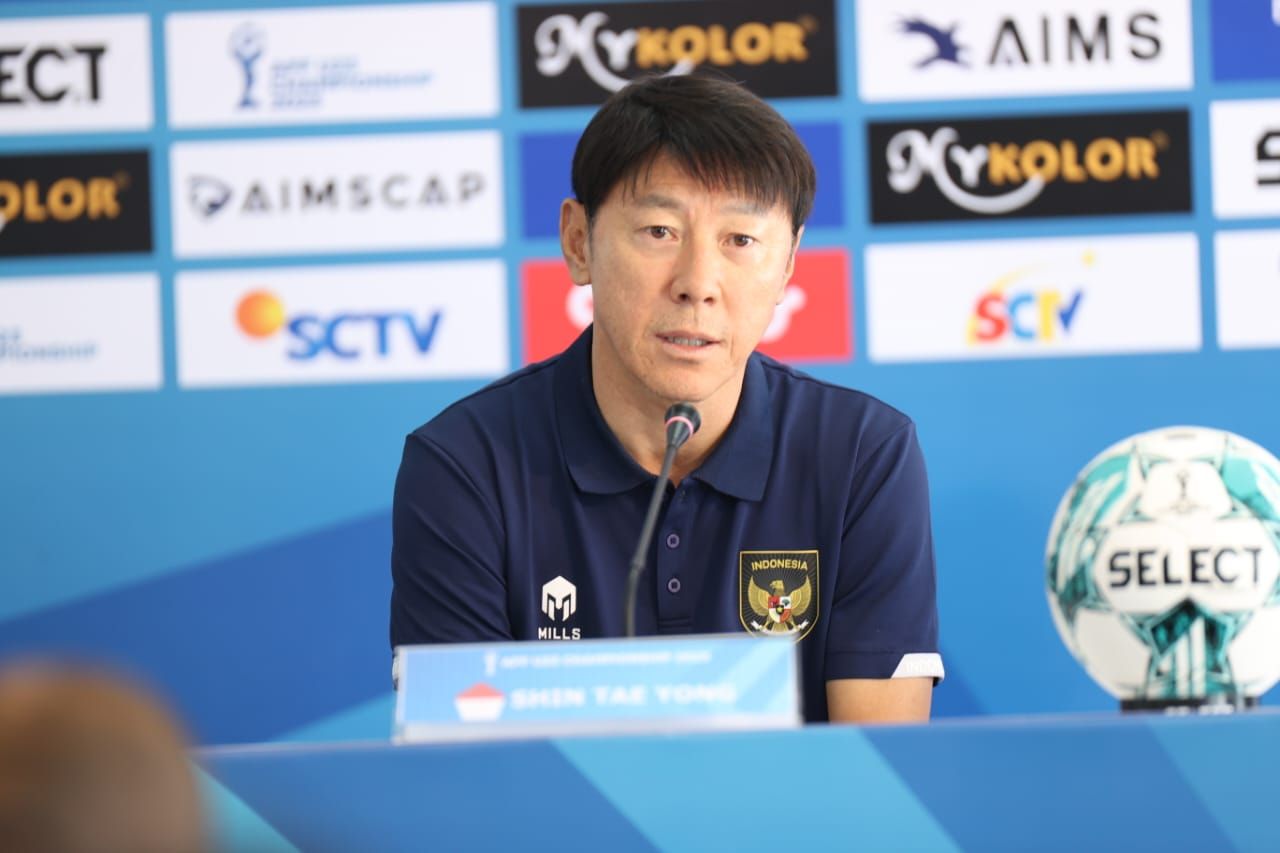 Shin Tae-yong sebagai pelatih timnas U-23 Indonesia pada sesi jumpa pers sebelum semifinal Piala AFF U-23 2023 di Thailand, 23 Agustus 2023. (PSSI)