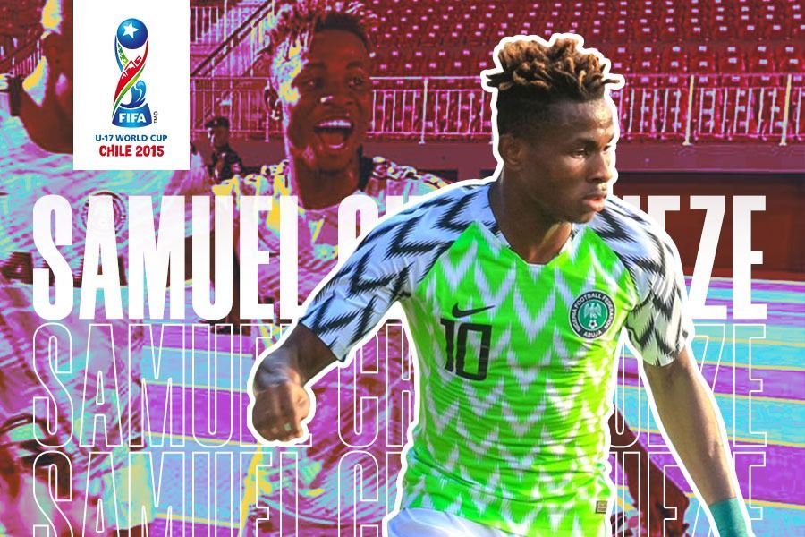 Penyerang AC Milan, Samuel Chukwueze membela timnas Nigeria dan logo Piala Dunia U-17 2015. (Yusuf/Skor.id)