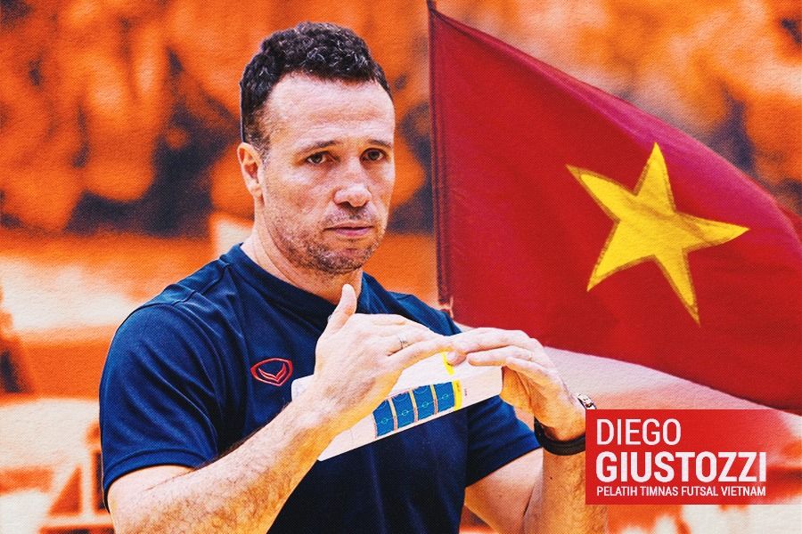 Pelatih Timnas futsal Vietnam, Diego Giustozzi. (Foto VFF/Grafis Rahmat Ari Hidayat/Skor.id)