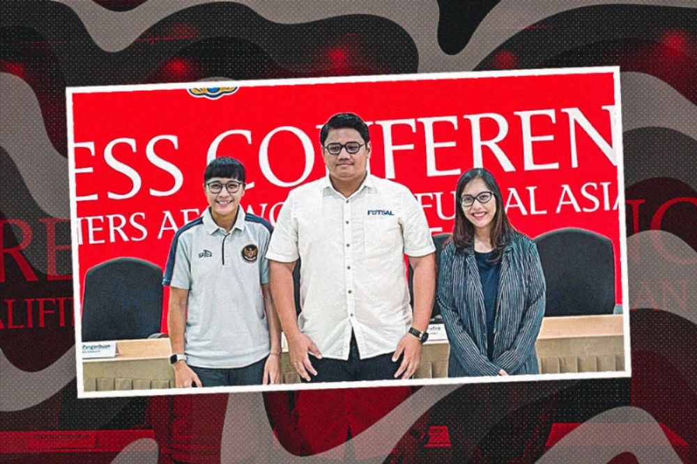 Asisten pelatih Timnas futsal putri Indonesia Citra Adisti, Deputi Sekretaris Jenderal III FFI Dirgantara Pangaribuan (putih), dan Vice LOC Chairman I Shanaz Safira, di Jakarta, 27 Desember 2024. (Foto: Taufani Rahmanda/Grafis: Hendy Andika/Skor.id)