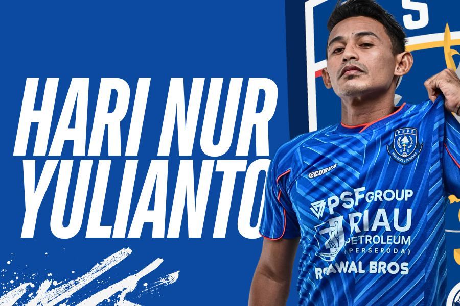 Hari Nur Yulianto sebagai pemain PSPS Pekanbaru di Championship 2025-2026. (Foto: Instagram Hari Nur Yulianto/Grafis: Deni Sulaeman/Skor.id)