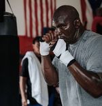 Evander Holyfield Yakin Pertarungan Lawan Mike Tyson Akan Hasilkan Ratusan Juta Dollar AS