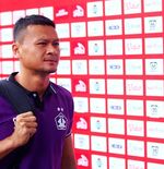 Eks-Kiper Timnas Indonesia Menilai Liga 1 Dipusatkan di Pulau Jawa Berisiko