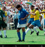 Rabu Kelabu: Tragedi Italia dan Luka Tiada Akhir Roberto Baggio di Piala Dunia 1994