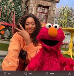 Naomi Osaka Ajarkan tentang Perawatan Kulit dan Tabir Surya pada Para Muppet Sesame Street