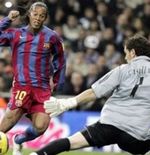 VIDEO: Salto Ronaldinho Warnai Gol Penutupnya untuk Barcelona