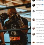 Brutal, Mike Tyson Hajar Bibir Pelatih Hingga Bengkak