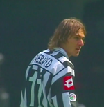 VIDEO: Ketika Buffon, Nedved, dan Thuram Debut Bareng di Juventus 