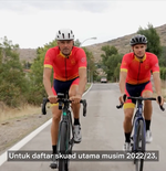 VIDEO: Sambil Bersepeda, Luis Enrique Umumkan Skuad Timnas Spanyol