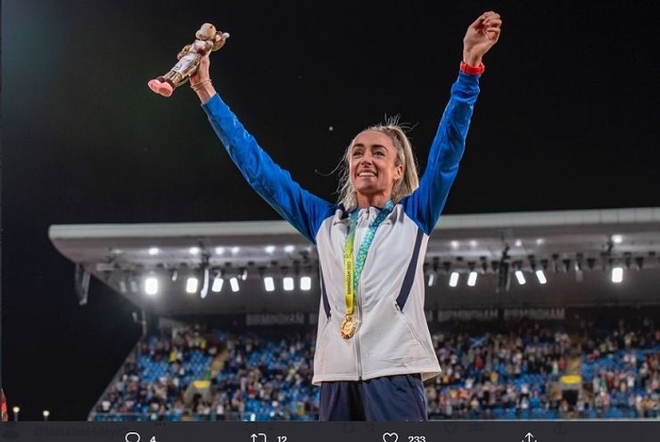 VIDEO: Momen Eilish McColgan Memecahkan Rekor 36 Tahun Milik Sang Ibu di Commonwealth Games