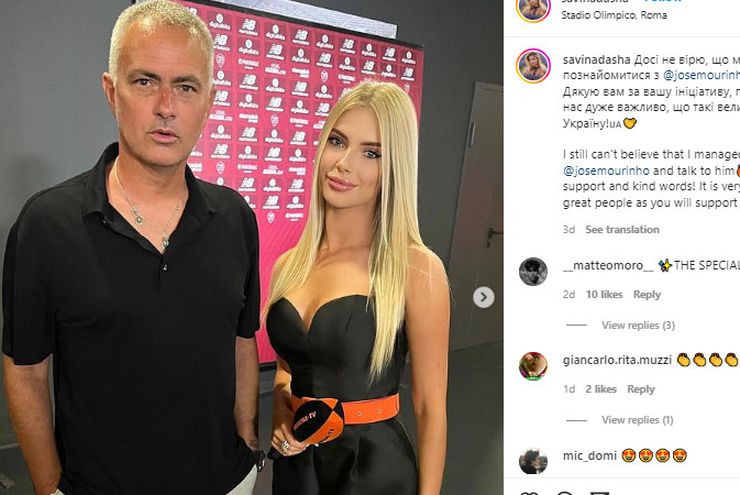 Jose Mourinho Terlihat 10 Tahun Lebih Muda Berpose dengan Presenter Seksi Ukraina