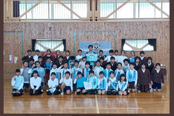 Terdegradasi ke J2, Jubilo Iwata Lakukan Kunjungan ke Sekolah Dasar