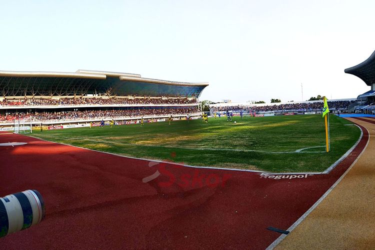 Stadion Mandala Krida Yogyakarta pada ajang Liga 2 2019 silam. 