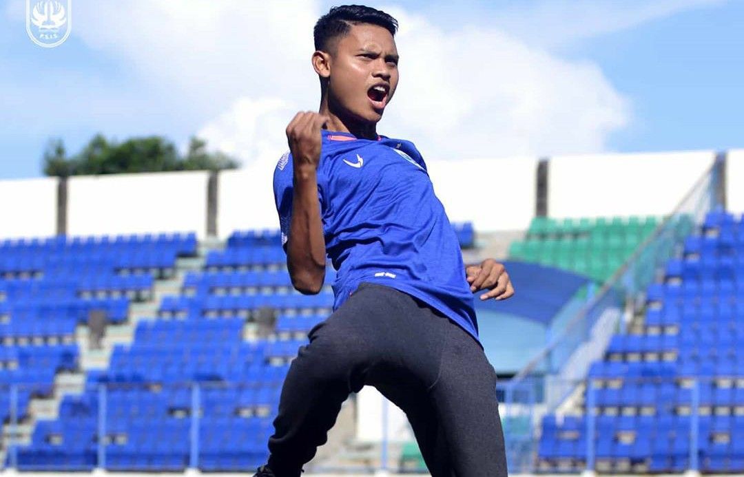 Fandi Eko Utomo diperkenalkan sebagai pemain baru PSIS Semarang, dengan durasi kontrak dua musim. Sesi foto diambil pada Selasa, 28 Januari 2020.