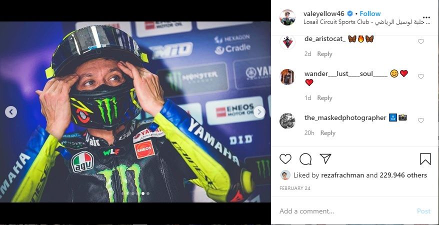 Juara dunia balap motor sembilan kali, Valentino Rossi, belum menunjukkan tanda-tanda ingin pensiun dari MotoGP.