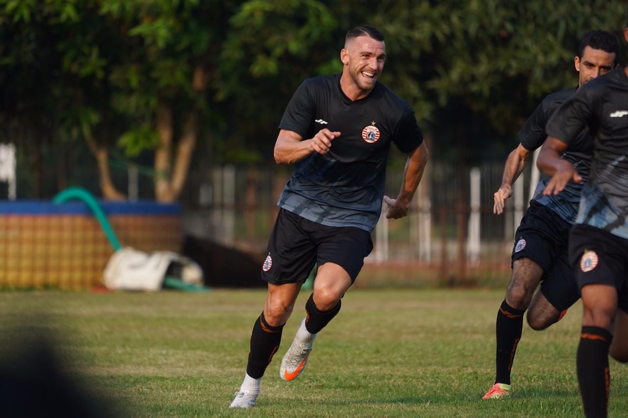 Marko Simic kembali berlatih bersama dengan tim Persija Jakarta untuk persiapan melanjutkan Liga 1 2020 di Lapangan PS AU Halim Perdanakusuma, Jakarta, pada 7 September 2020.