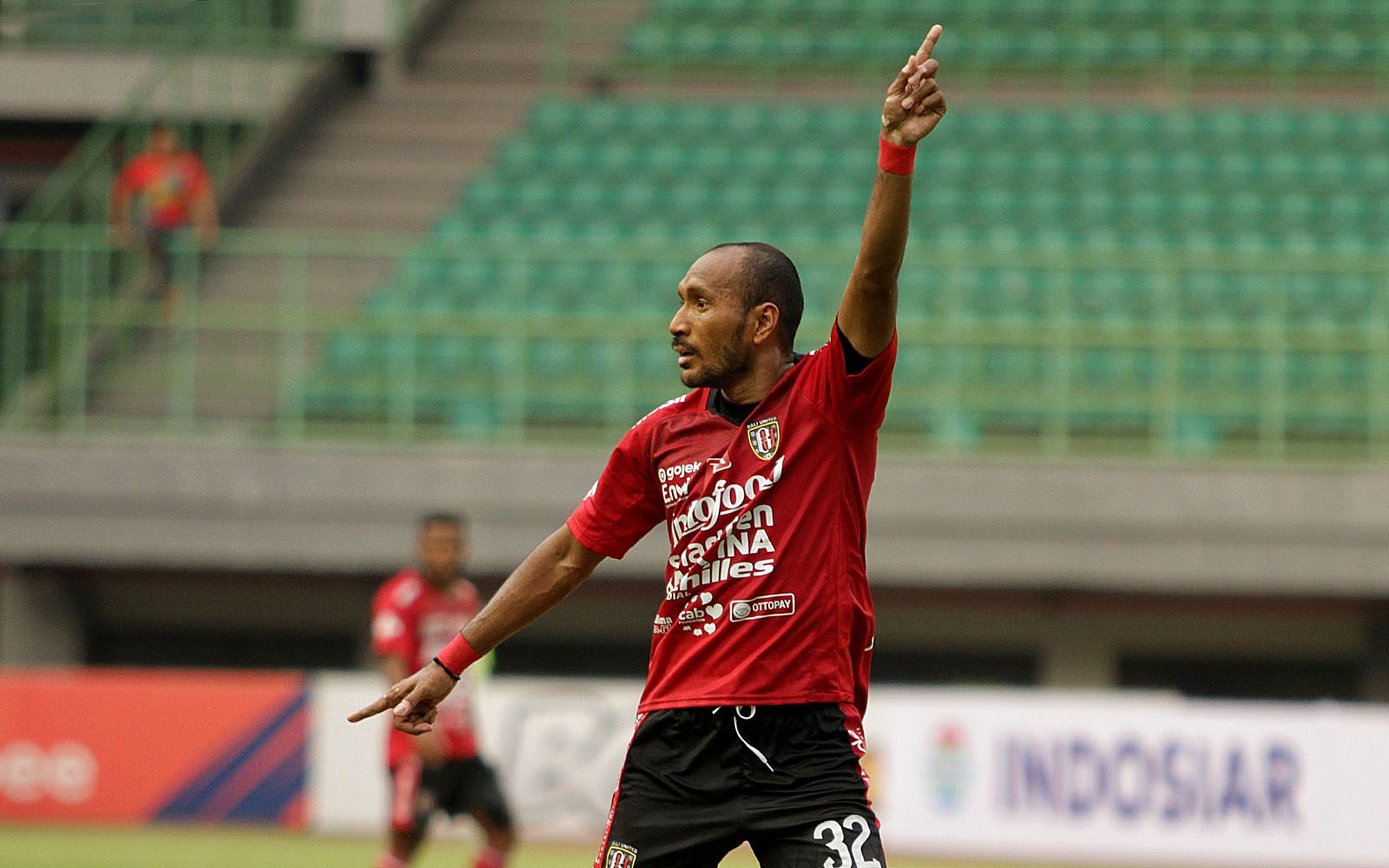 Leonard Tupamahu (Bali United FC)