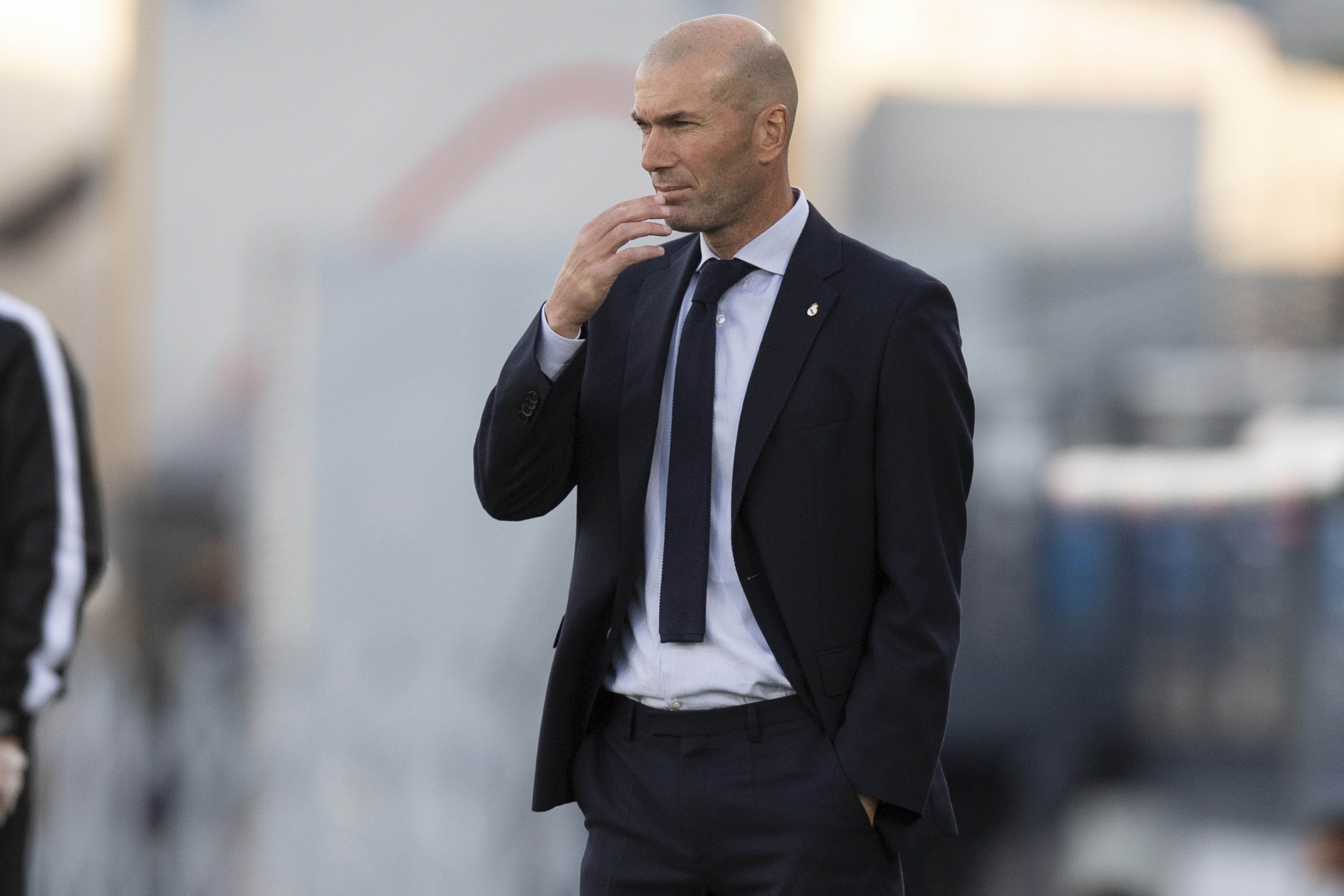 Mantan pemain yang kini menjadi pelatih Real Madrid, Zinedine Zidane.