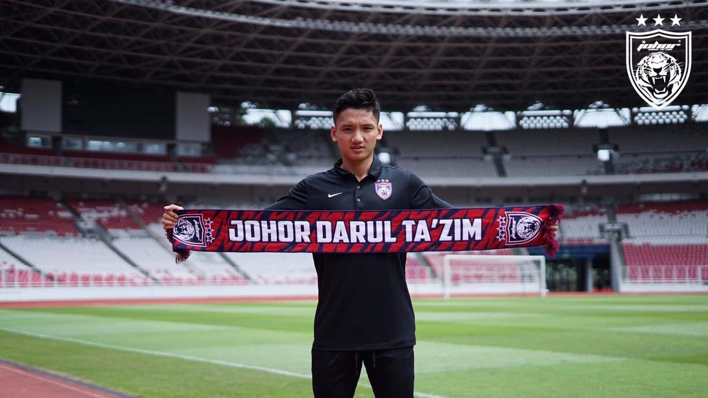 Syahrian Abimanyu resmi diperkenalkan sebagai rekrutan anyar jawara Liga Super Malaysia 2020, Johor Darul Takzim, pada Rabu (23/12/2020).