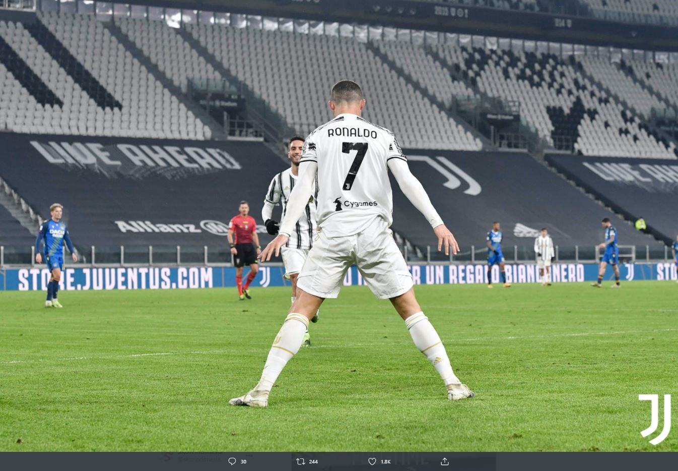 Cristiano Ronaldo cetak 2 gol ke gawang Udinese, sekaligus lampaui rekor Pele