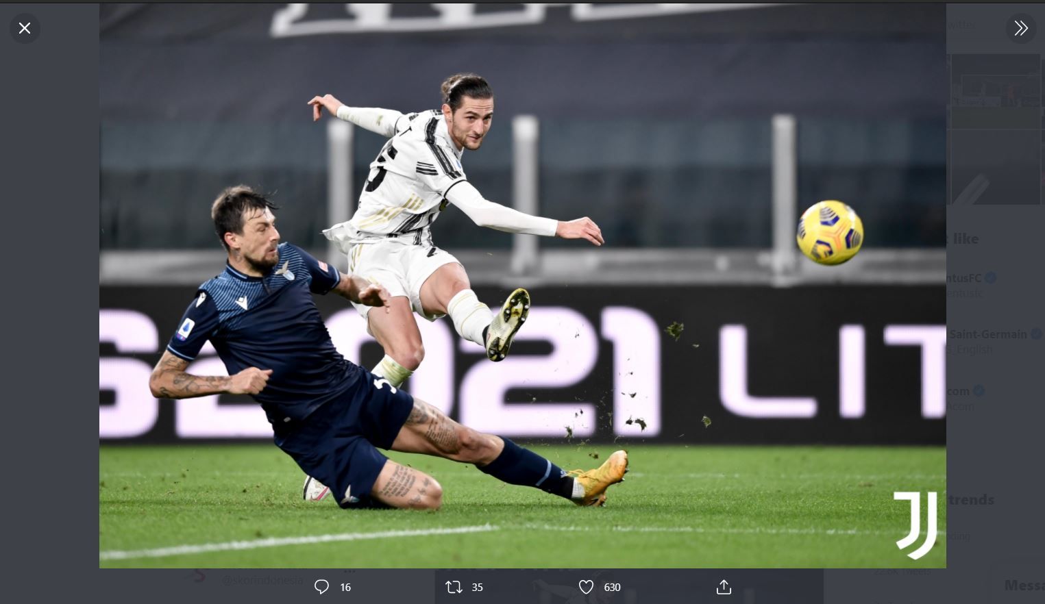 Pemain Juventus, Adrien Rabiot, ketika mencetak gol ke gawang Lazio.