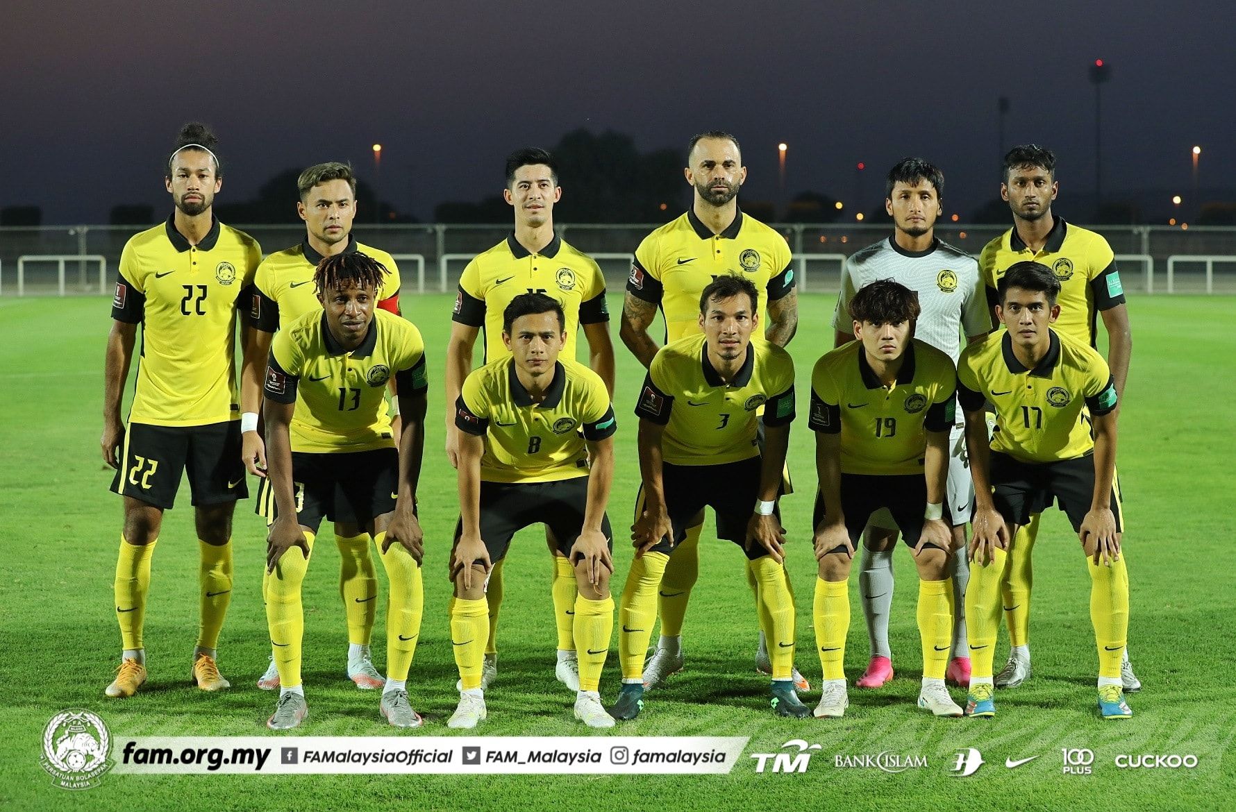 Starter timnas Malaysia saat bersua timnas Kuwait dalam laga persahabatan di 7he Seven Stadium, Dubai, 23 Mei 2021.