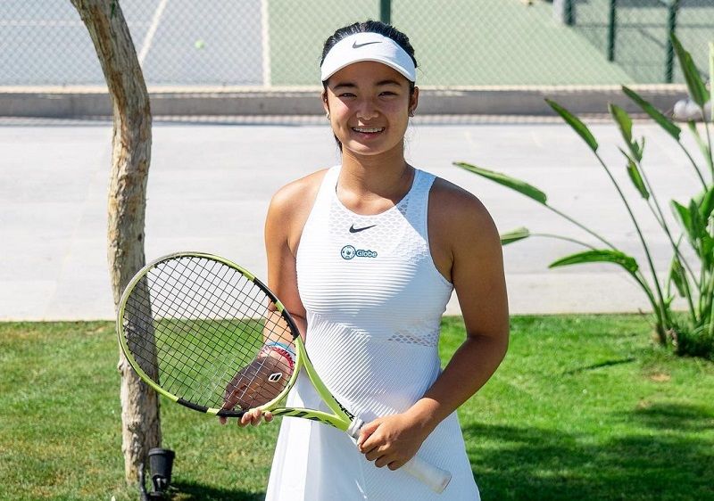 Alexandra Eala, petenis muda Filipina yang menjadi pasangan bermain Priska Madelyn Nugroho pada nomor ganda putri Wimbledon Junior 2021.