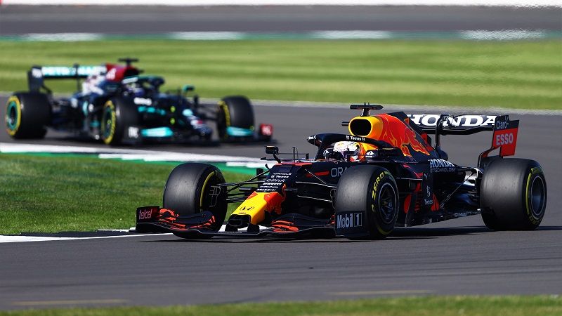 Max Verstappen saat melakoni sesi spirnt qualifying F1 GP Inggris 2021 yang digelar di Sirkuit Silverstone pada Sabtu (17/7/2021).